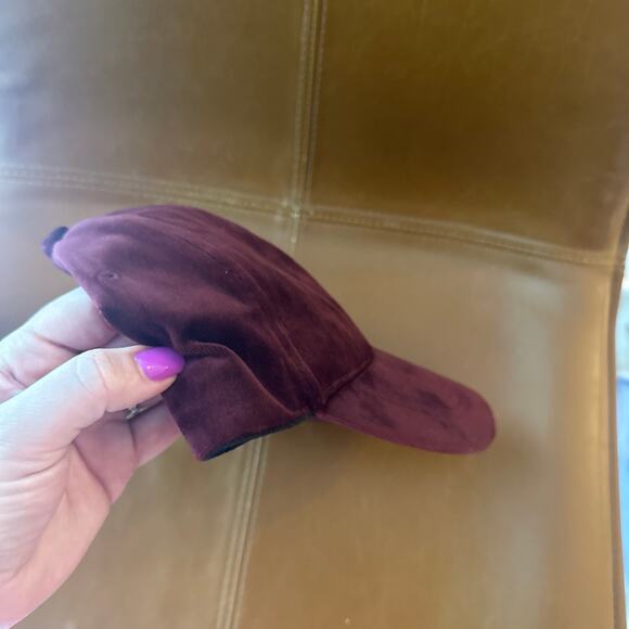 My Only OSFM burgundy, velvet women’s Hat - Picture 4 of 6